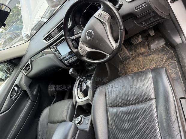 Nissan X-Trail 2.0 Petrol AWD 2015 Silver