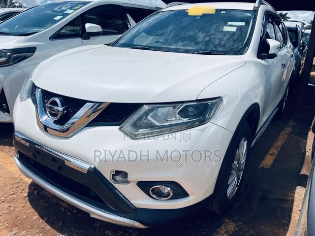Nissan X-Trail 2016 White
