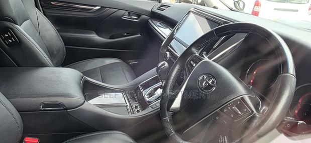 Toyota Alphard 2020 White