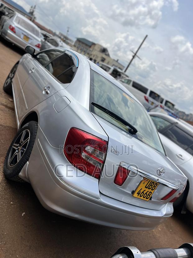 Toyota Premio 2005 Silver