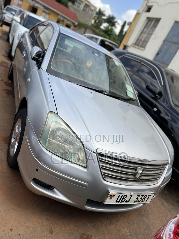 Toyota Premio 2005 Silver