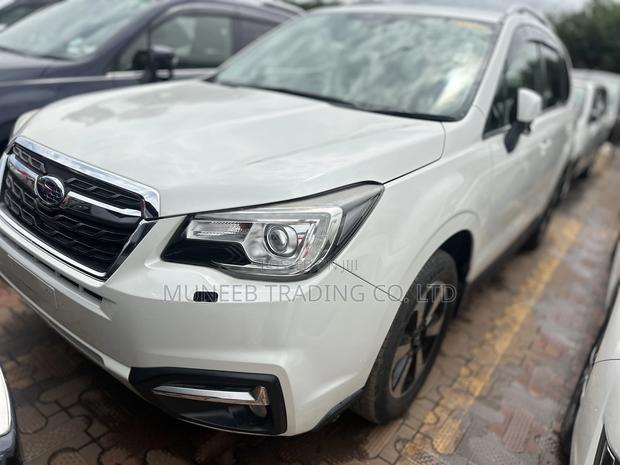 Subaru Forester 2.0XT Touring AWD 2016 White