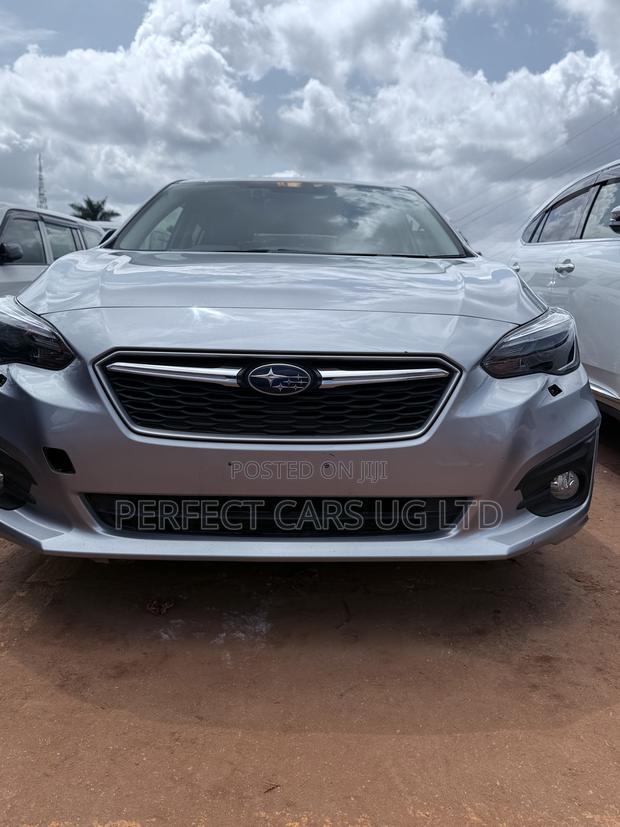 Subaru Impreza 2.0i Premium AWD 2017 Silver