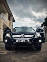Volkswagen Tiguan 2010 Black for sale