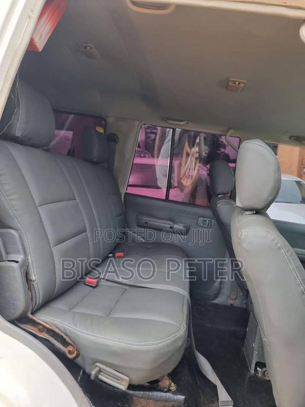 Toyota Land Cruiser Prado 2010 White