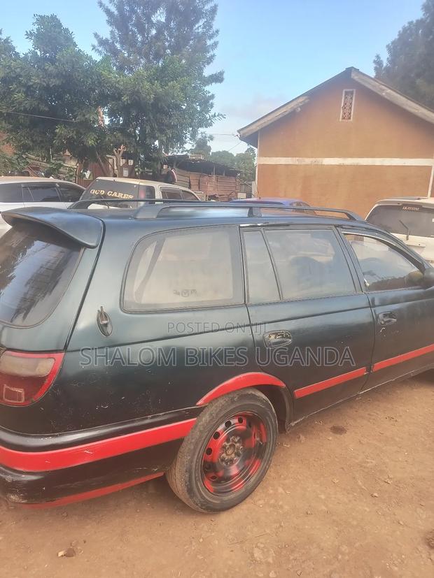 Toyota Caldina 2003 Black