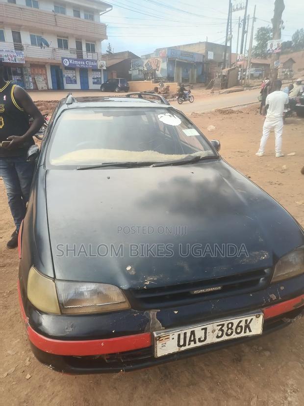 Toyota Caldina 2003 Black