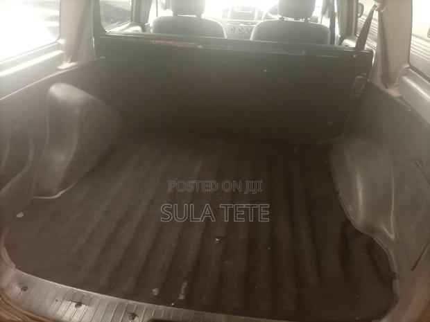 Toyota Probox 1.5 F 4WD 2002 White