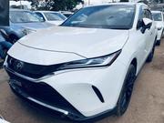 Toyota Harrier 2020 White for sale