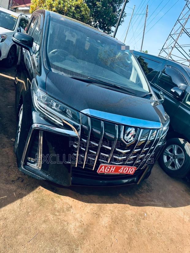 Toyota Alphard 2021 Black