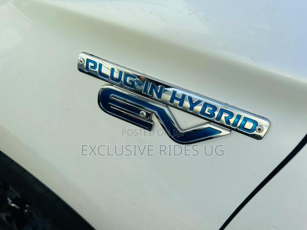 Mitsubishi Outlander 2.0 PHEV AWD 2017 White