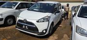 Toyota Sienta 2017 White for sale