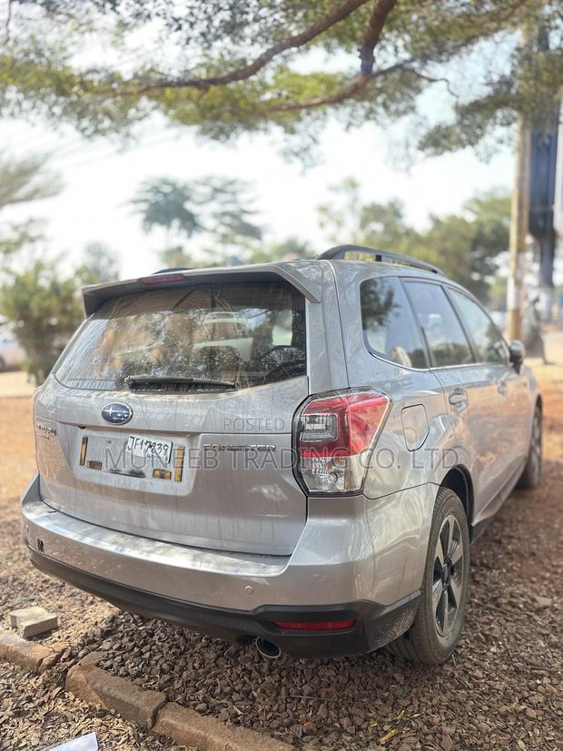 Subaru Forester 2.0XT Premium AWD 2016 Silver