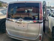 Toyota Noah 2.0 AWD (8 Seater) 2018 Silver for sale