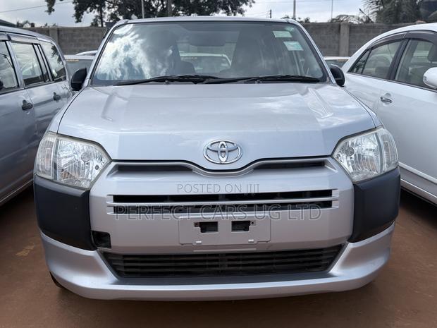 Toyota Probox 1.5 F 2WD 2016 Silver