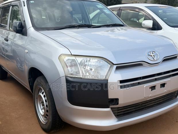 Toyota Probox 1.5 F 2WD 2016 Silver
