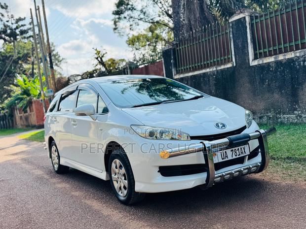 Toyota Wish 2010 Pearl