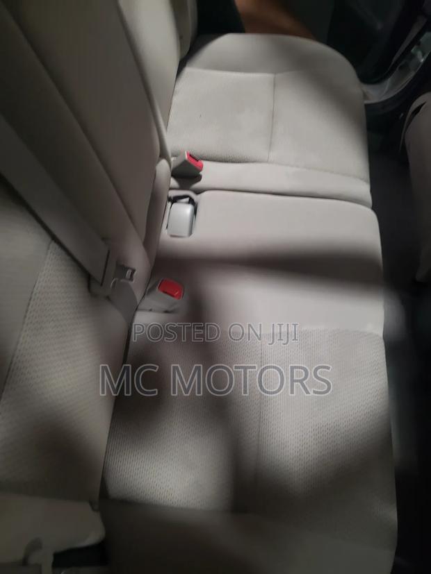 Toyota Auris 2009 White