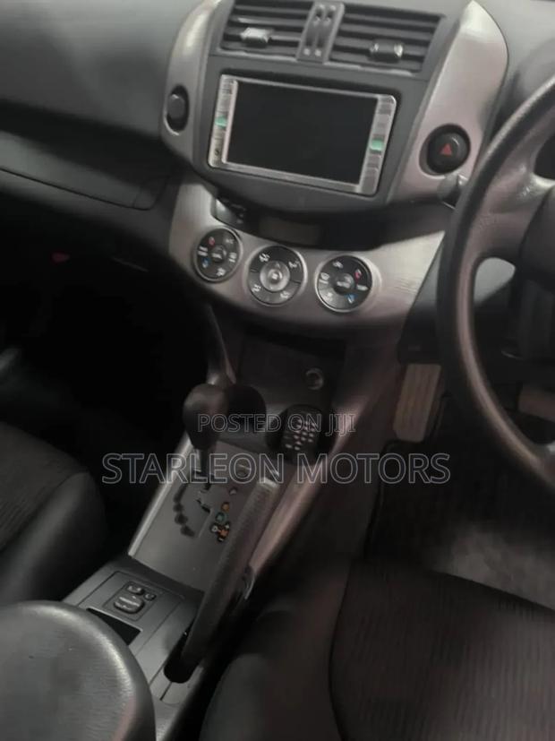 Toyota RAV4 2.5 4x4 2010 Silver