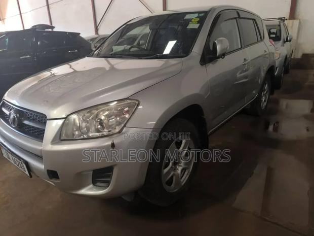 Toyota RAV4 2.5 4x4 2010 Silver