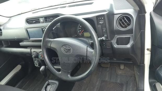 Toyota Probox 1.3 DX 2WD 2015 Black