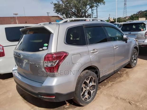 Subaru Forester 2.0XT Premium 4dr SUV AWD (2.0L 4cyl Turbo CVT) 2015 Silver