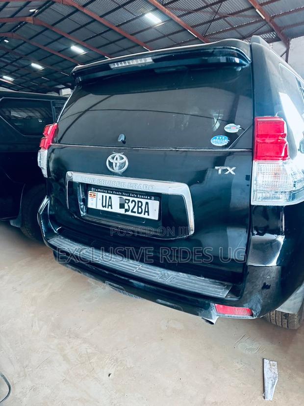 Toyota Land Cruiser Prado 2.7 i 2012 Black