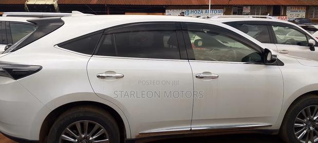 Toyota Harrier 2.0 2016 White