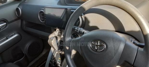 Toyota Corolla Rumion Hatchback 1.5 FWD 2010 Silver