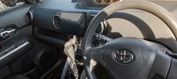 Toyota Corolla Rumion Hatchback 1.5 FWD 2010 Silver