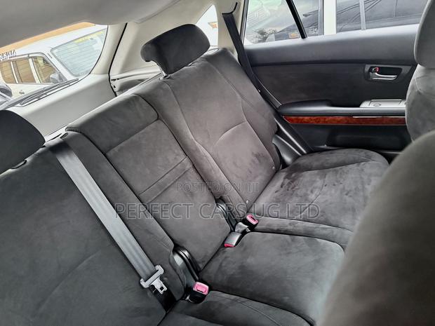Toyota Harrier 2.4 2013 Black