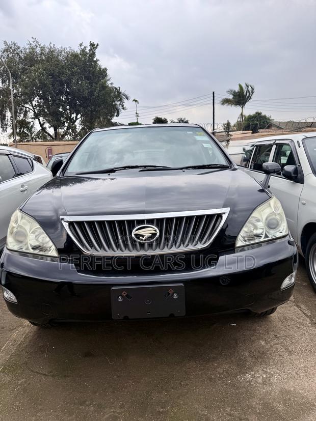 Toyota Harrier 2.4 2013 Black