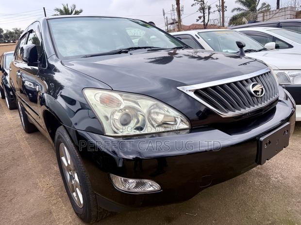 Toyota Harrier 2.4 2013 Black