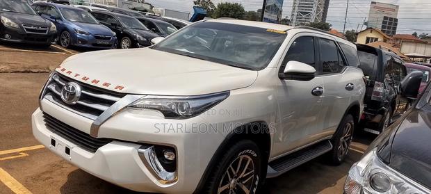 Toyota Fortuner 2.8 D AWD 2017 Silver