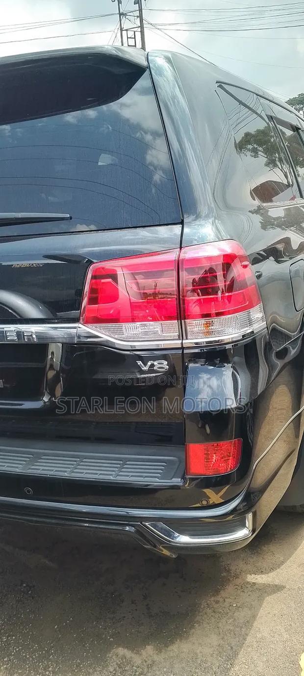 Toyota Land Cruiser Prado 2021 Black