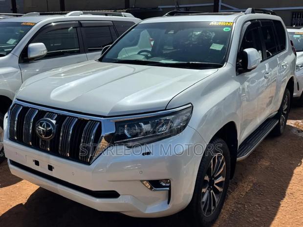 Toyota Land Cruiser Prado 2019 Pearl