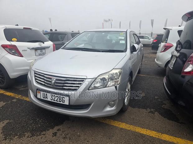 Toyota Premio 2010 Silver