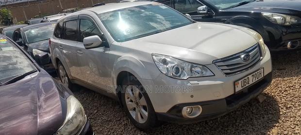 Subaru Outback 2009 Pearl