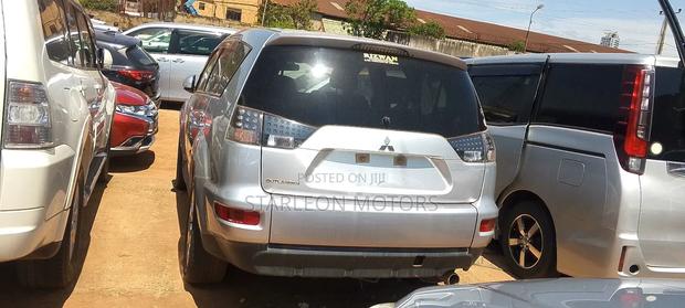 Mitsubishi Outlander 2014 Silver