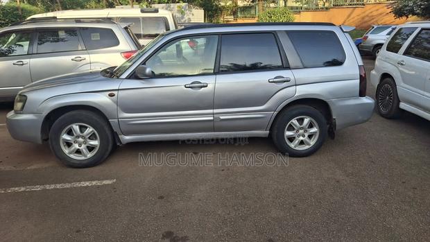 Subaru Forester 2004 Silver