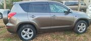 Toyota RAV4 3.5 2010 Gold for sale