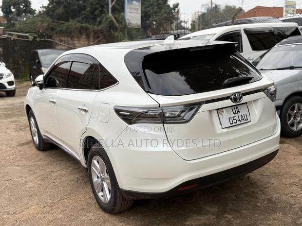 Toyota Harrier 2016 White