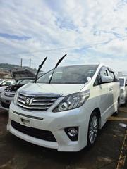 Toyota Alphard 2.4 Petrol AWD 2012 White for sale