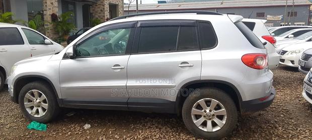 Volkswagen Tiguan 2011 Silver