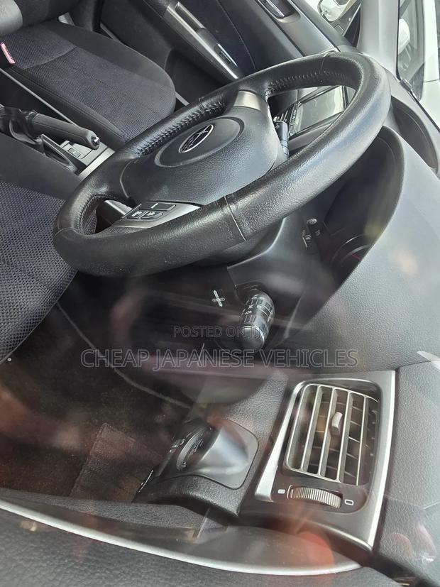 Subaru Forester 2012 Pearl