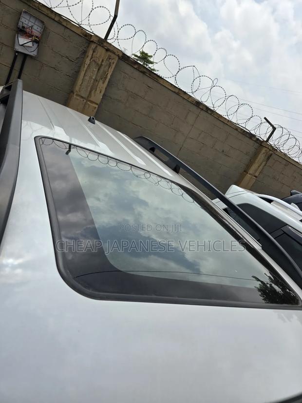 Subaru Forester 2012 Pearl
