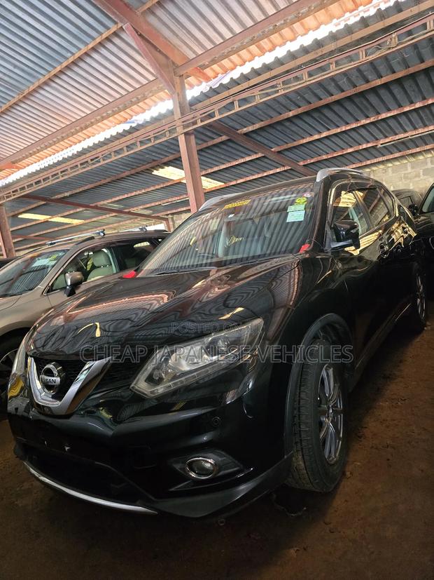 Nissan X-Trail 2.0 Petrol AWD 2016 Black