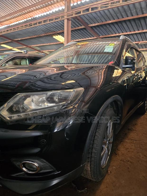 Nissan X-Trail 2.0 Petrol AWD 2016 Black