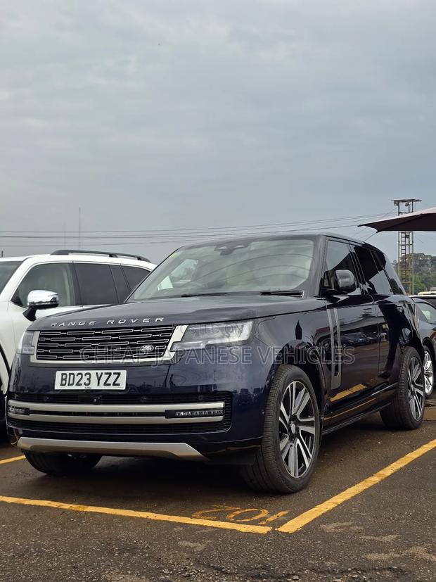 Land Rover Range Rover Vogue 2022 Blue