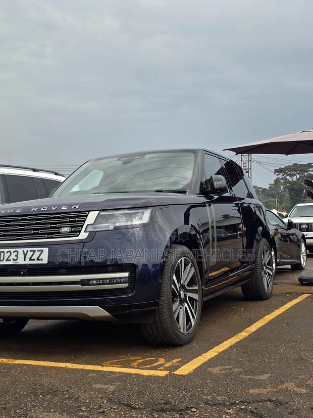 Land Rover Range Rover Vogue 2022 Blue